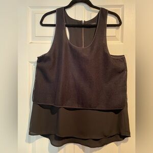 Banana Republic tank - size L